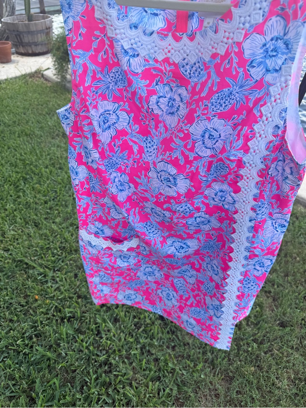 Lilly Pulitzer - Picture 5 of 10